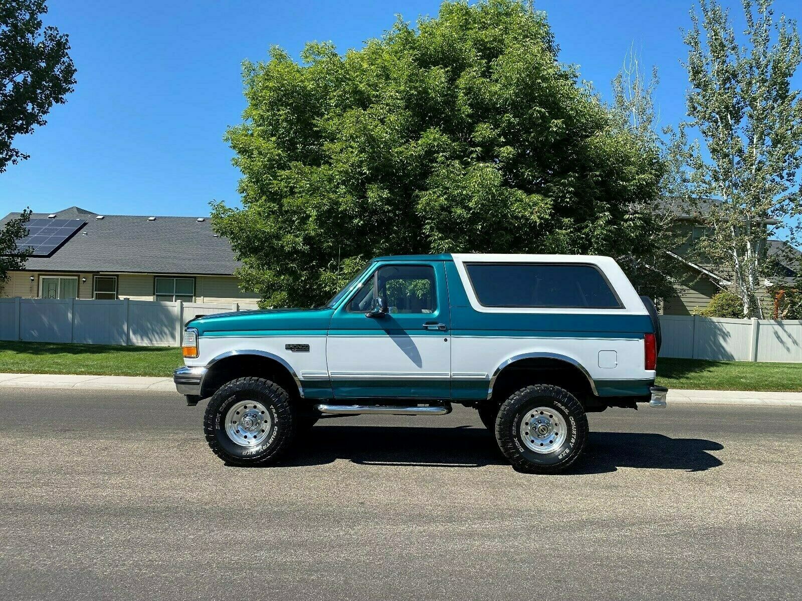 1996 Ford Bronco Xlt 1996 Ford Bronco Xlt 4x4 5.8l 351 V/8 With Only 139.294 Actual Miles