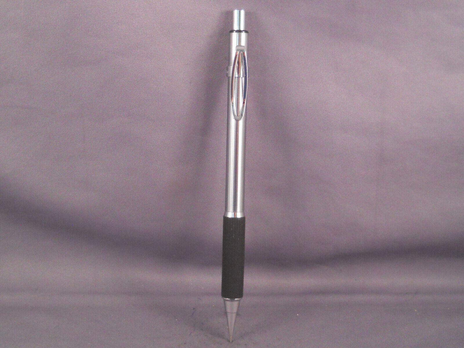 Itoya Gripper Dx Pencil--0.5 Mm--working