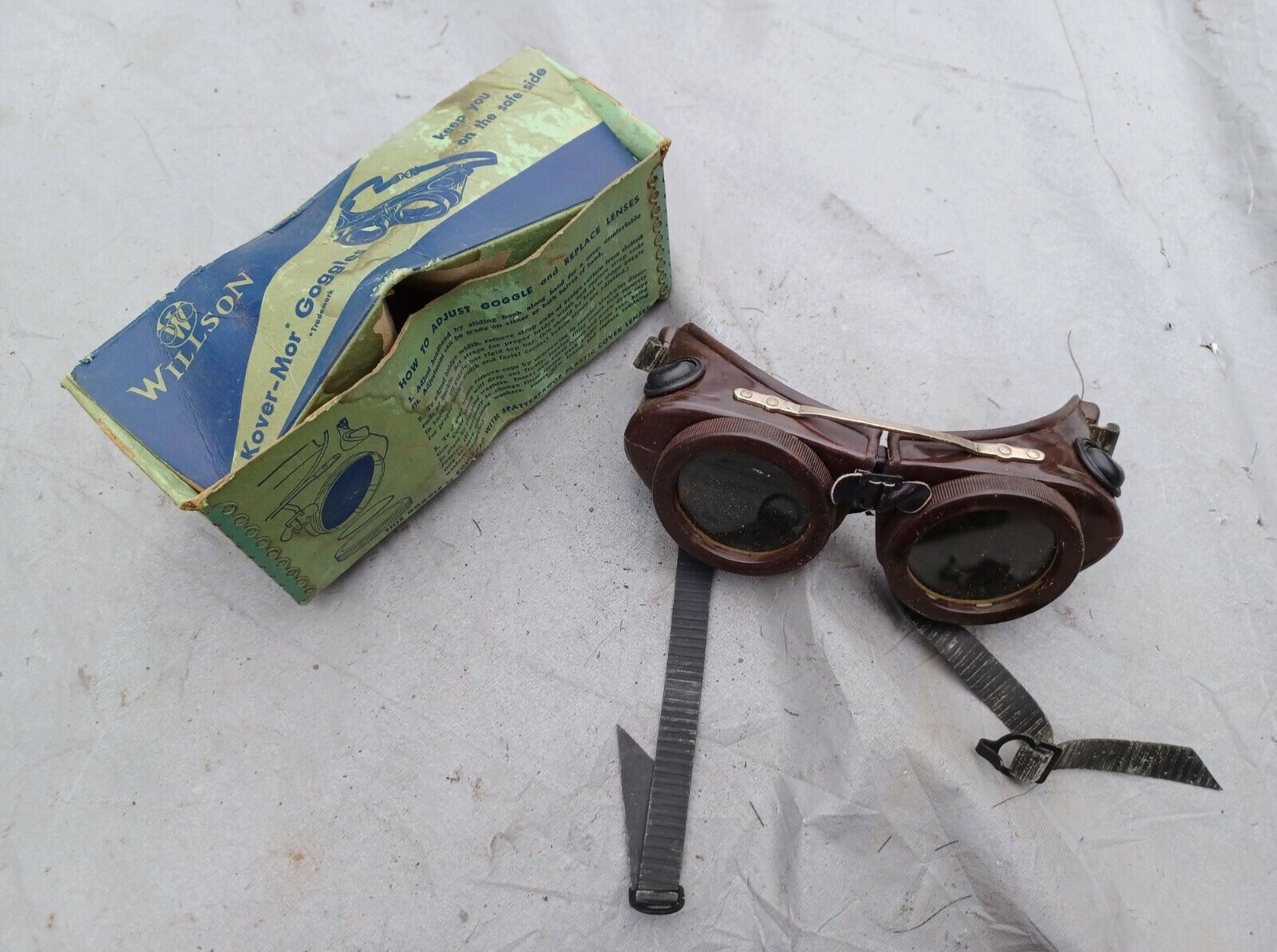 Nos Vintage Willson Welding Goggles With Original Straps Steampunk  Usa