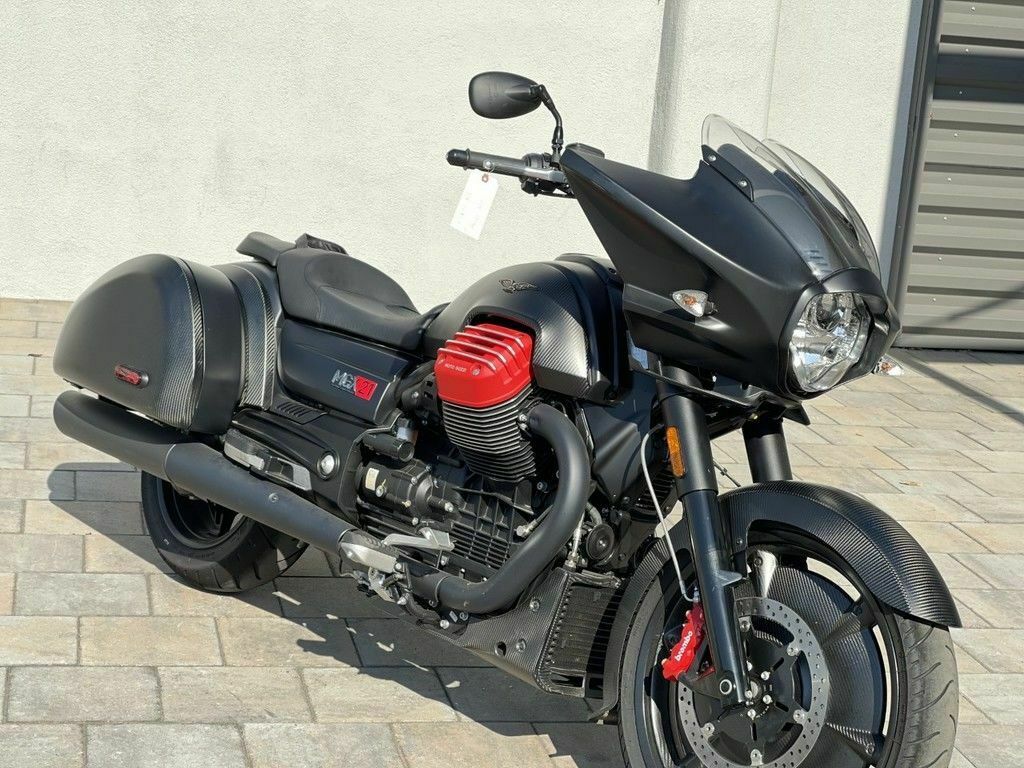 2017 Moto Guzzi Mgx-21