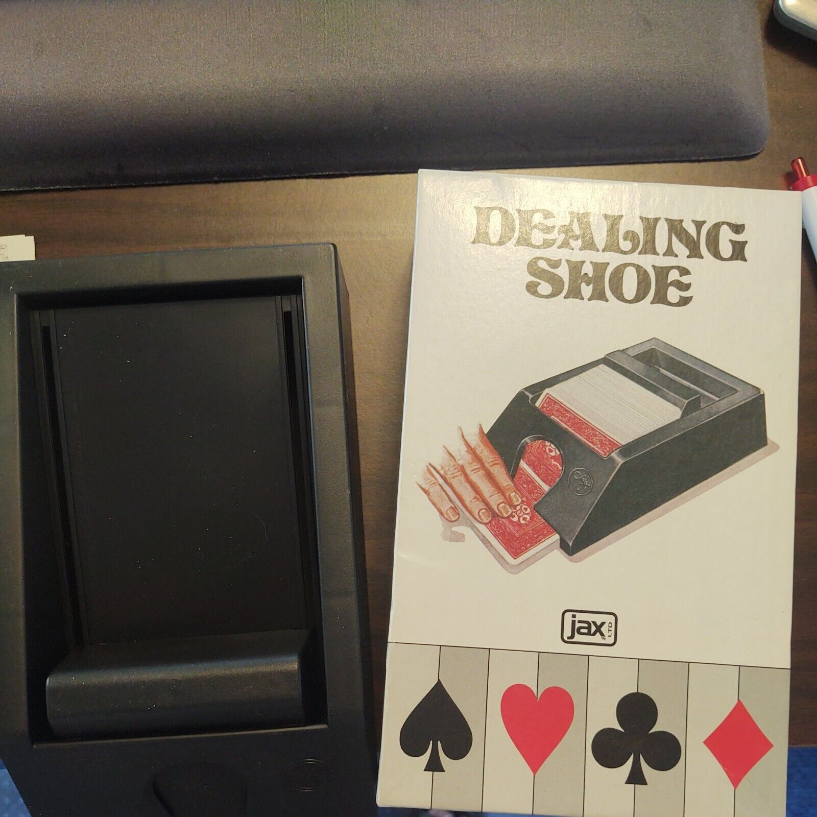 Jax Playing Card Dealing Shoe - Holds 4 Decks - Spring Loaded - 1991 Model 5005