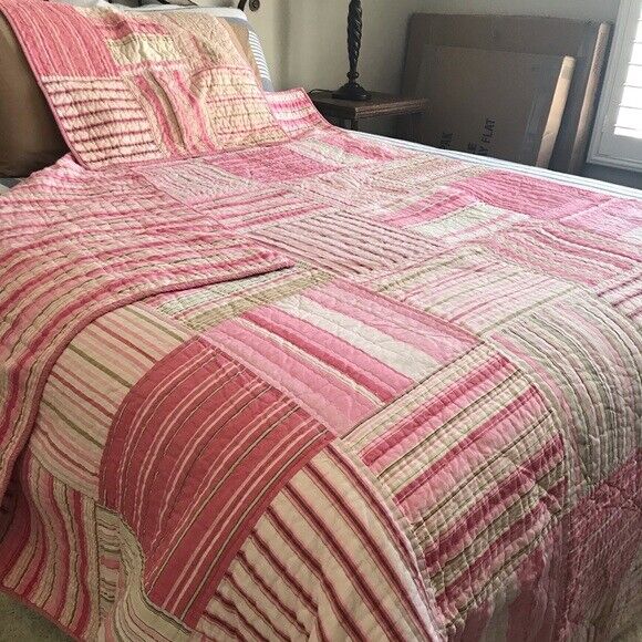 Pb Teen Quilt And Sham - Pink - Twin Size - So Cute!!!